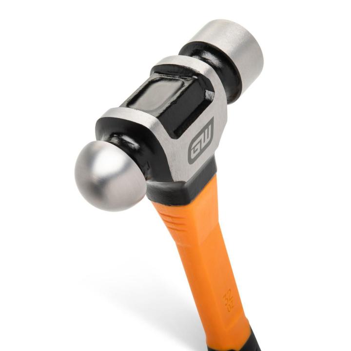 Close up image of the  GEARWRENCH 32 oz. Ball Pein Hammer with Fiberglass Handle showing the ball pein hammer head