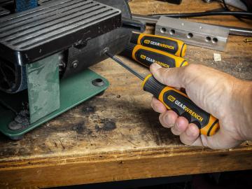 Screwdrivers & Nutdrivers